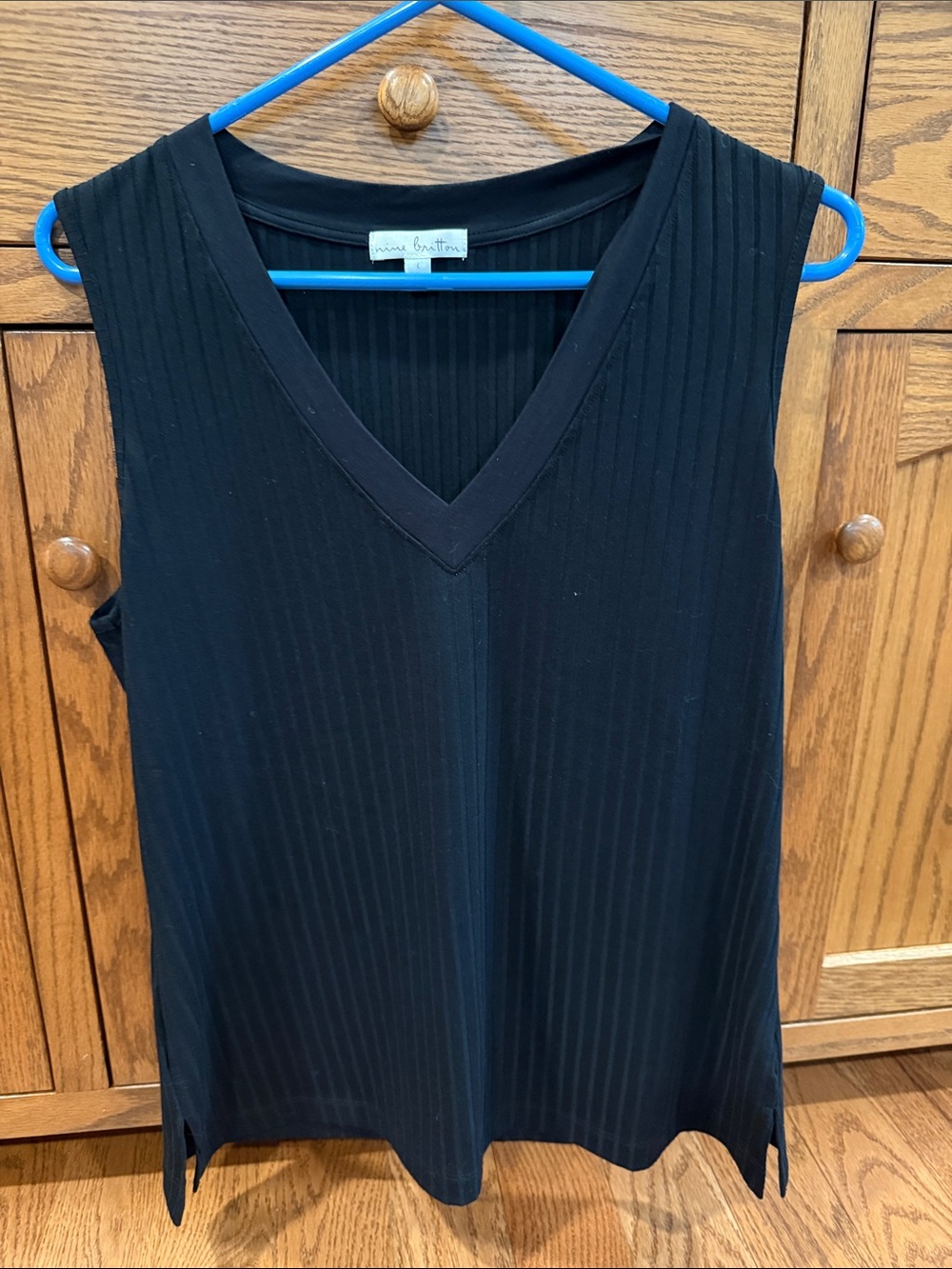 nine britton Black Ribbed V-Neck Sleeveless Tank